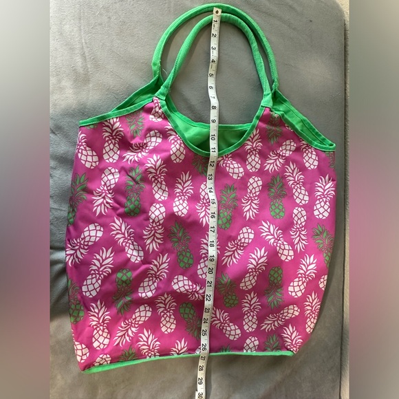 Viv & Lou Handbags - Viv & Lou beach bag with matching card holder and wrap